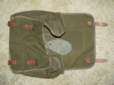 Tasche für Pferdegasmaske 2.Modell WH Heer oliv Kavallerie Armeesattel 25 WK2