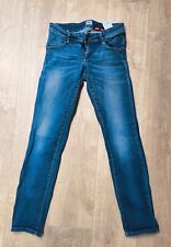 Verschiedene Marken Jeans