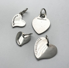 Tiffany & Co. – 4 Herz-Anhänger aus 925 Silber