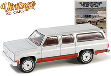 CHEVROLET Suburban - 1981 - silver - Greenlight 1:64