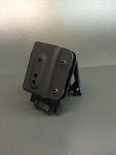 IPSC / IDPA  Glock 17 / 19 HK USP 40. Kydex Magazintasche Mit Multi Lok Schlaufe