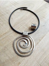 Spirale Hell gold  Anhänger Kette organzaband Ring