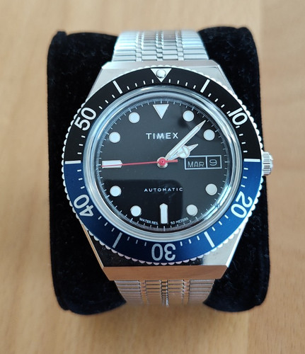 Timex m79 batman - timex, 40mm