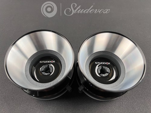 Studevox metal black - metal, nab