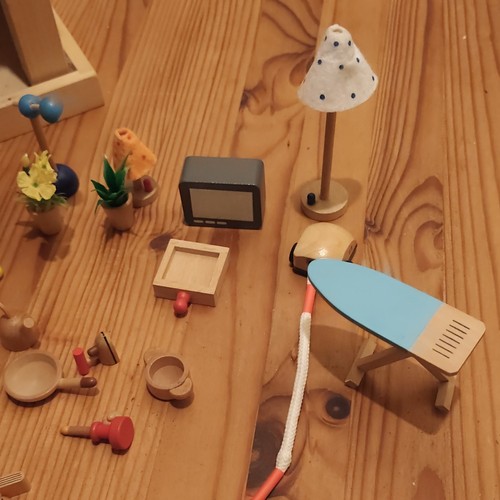 Puppenhaus miniaturen lot holz - miniaturen,