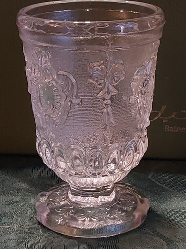 Antik pressglas fußbecher art - fußbecher,