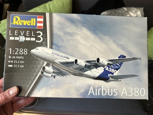 Revell airbus a380 - revell, 1/288