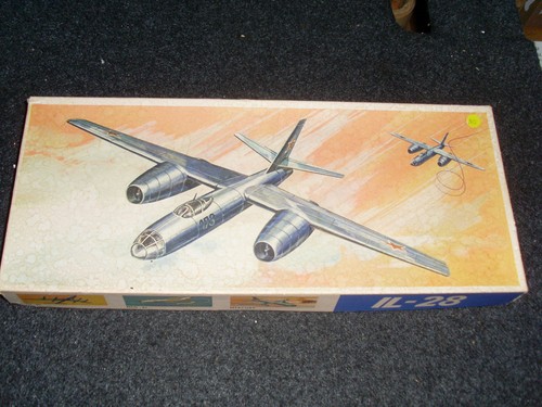 Ddr modellbausatz veb - ddr, il-28,veb