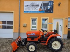 Kleintraktor Hinomoto C 144