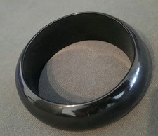 Armreif Vintage Hartplastik