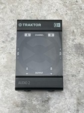 *RAR* Native Instruments Traktor Audio 2 /Pro DJ Soundkarte - funktionstüchtig
