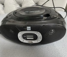 CD - MP3 - Radio- USB Player  P390 Portable Von Dual in gutem Zustand