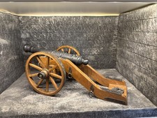 Prunkvolle Deko-Kanone /