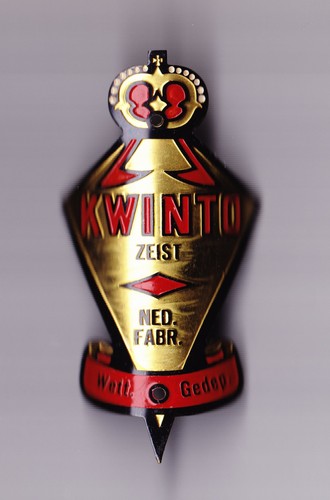 Vintage kwinto head badge - head, bike