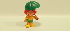Pumuckl Regenkobold mit Schirm