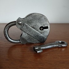 Altes Vorhänge Schloss mit