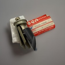 SUZUKI STEUERKOLBEN LINKS RGV250 VALVE SET,EXHAUST,L XX36054