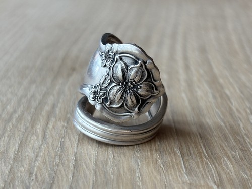 Floral versilberter
