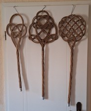 3 hübsche alte Teppichklopfer