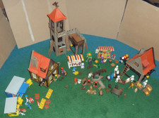 PLAYMOBIL - alter Marktplatz, Töpferhaus, Bäcker, Schuldturm, aus 1977, Rarität