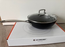 Le Creuset Pfanne Wok | Aluminium-Antihaft | 26 cm |  2,7 Liter | Top!