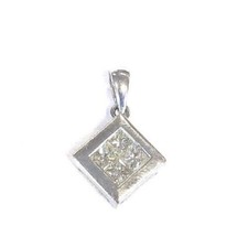 Quadratischer Anhänger 14