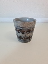 Becher Tee Wein Landhaus Steingut Blau Braun Rustikal Stabil Outdoor Picknick 