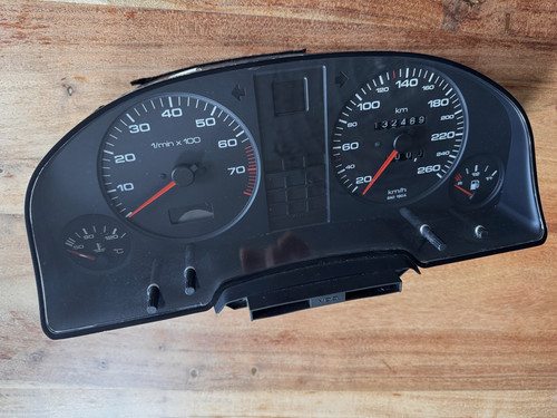 Audi coupe 8 tacho - coupe,