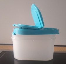 Tupperware Salz oder Pfeffer oder andere Gewürze Streuer  - hellblauer Deckel