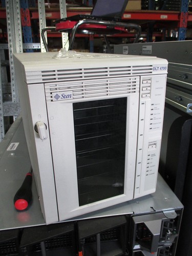 Sun dlt4700 140 280gb - dlt4700, 7