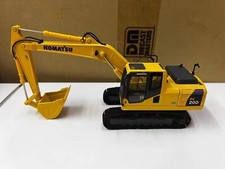 1/43 Komatsu PC200-8MO