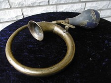 Alte oldtimer auto - hupe, horn