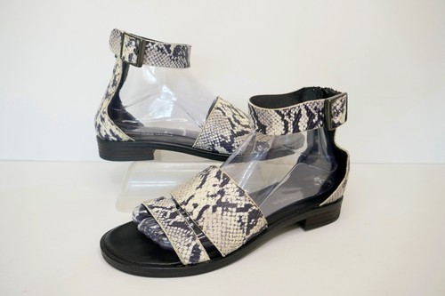 RUSSELL+BROMLEY