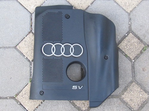 Motorabdeckung
