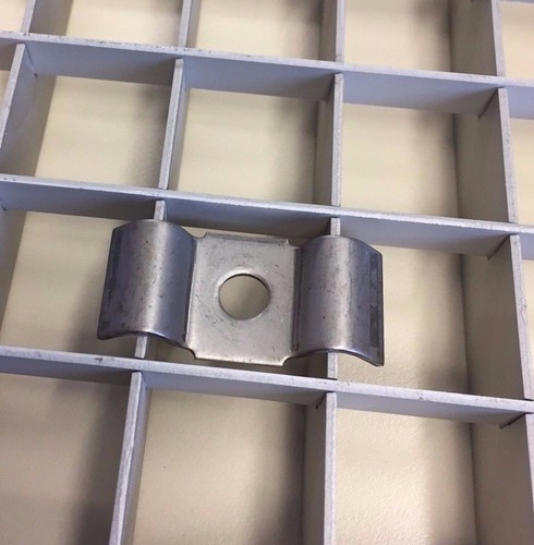 Stück gitterrostklemme zaun - 1, gitterrostklemme/zaun