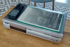 Yamaha CDX-590 Pro Bit CD Player titan.