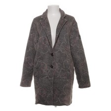 Frieda & Freddies, Mantel