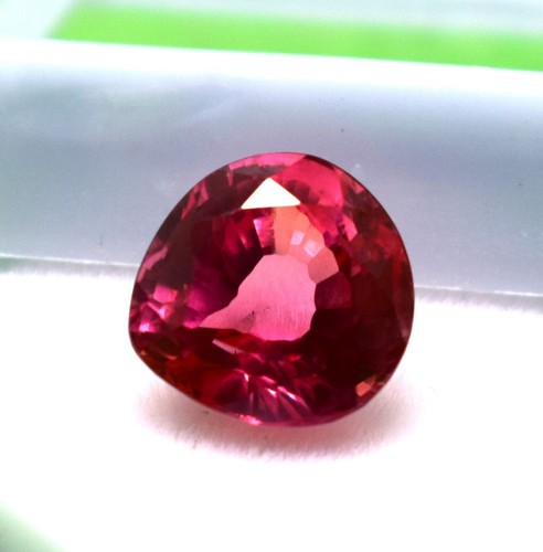 Rosa padparadscha - rosa,