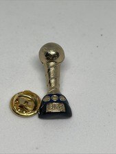 FIFA Confederation Cup Gewinnertrophäe Weltmeisterschaft Pokal Pin 3 cm
