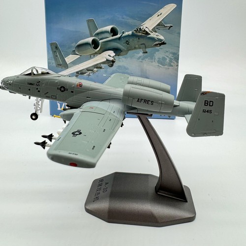 100 diecast militärmodell - 1:100,