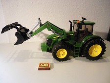Bruder 03151 John Deere 7930 Traktor mit Frontlader, Spielzeug, Modell 1:16