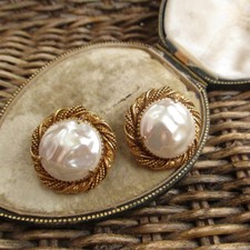 ATEMBERAUBENDE RIESIGE