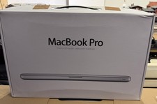 Karton für MacBook Pro 17”