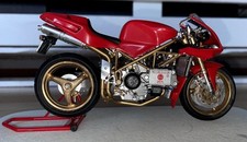 Model Ducati 916  Tamiya 1:12 