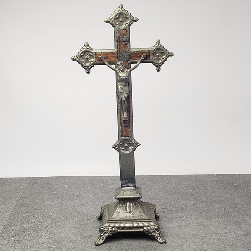 Standkreuz kruzifix metall - kruzifix,