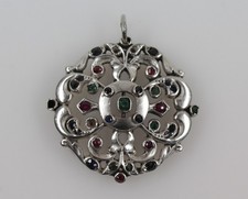 Schöner Anhänger aus Silber