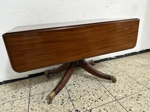 Holz tisch schrank alt - ,