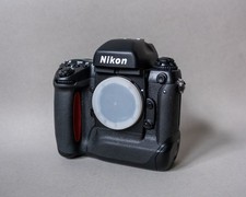 Nikon F5 35mm Film Camera Body