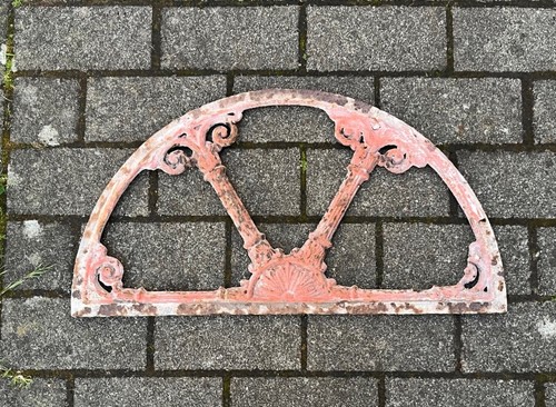 Altes stallfenster gusseisen - altes,