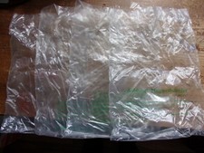 5 alte Plastikhüllen für